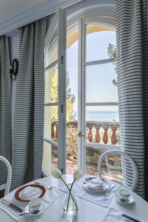 Villa Della Pergola Relais Et Chateaux アラッシオ エクステリア 写真